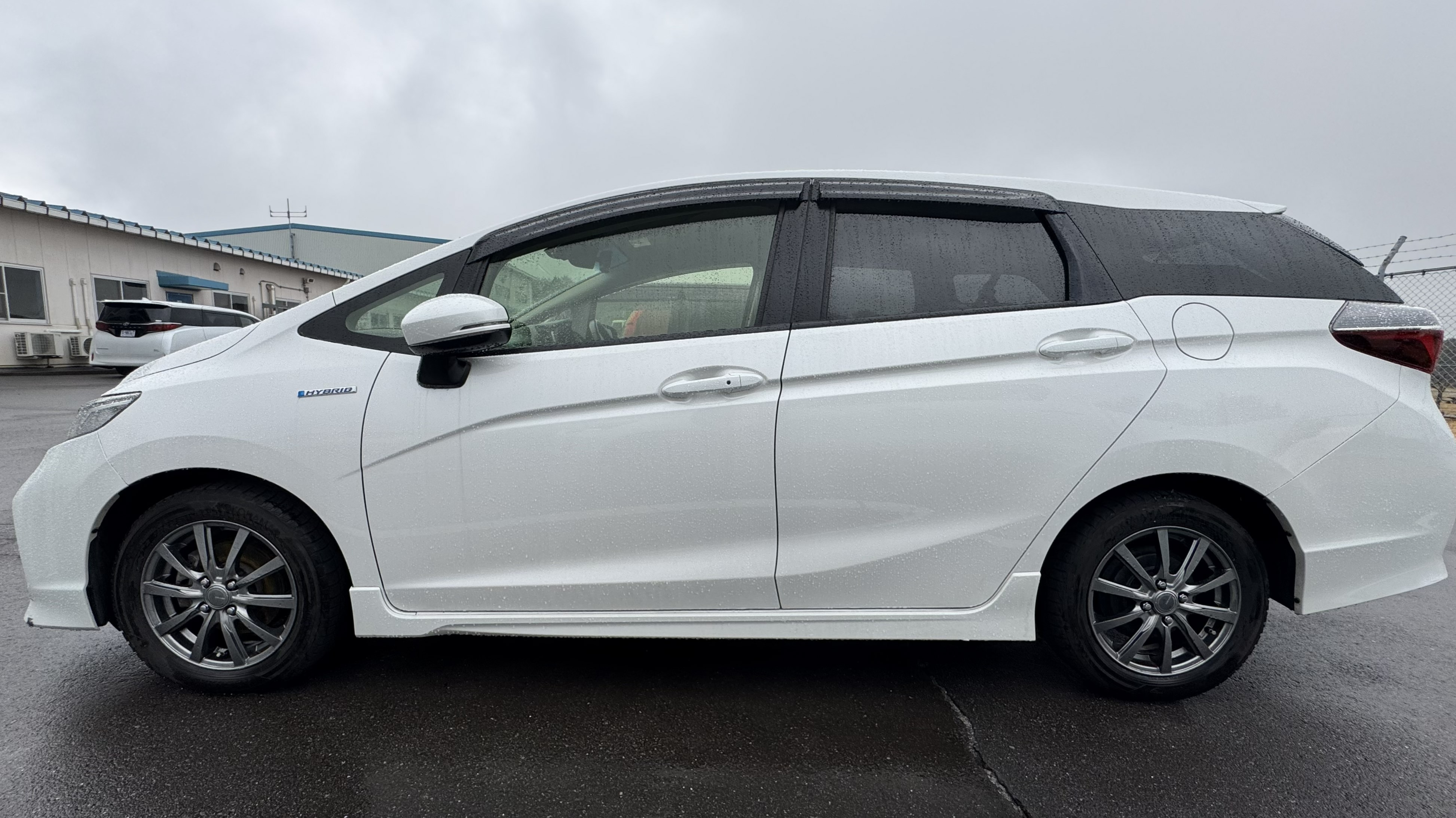 Honda Shuttle Hybrid 1