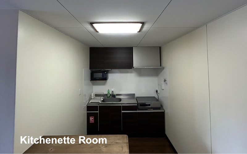Kitchenette Room (3).png